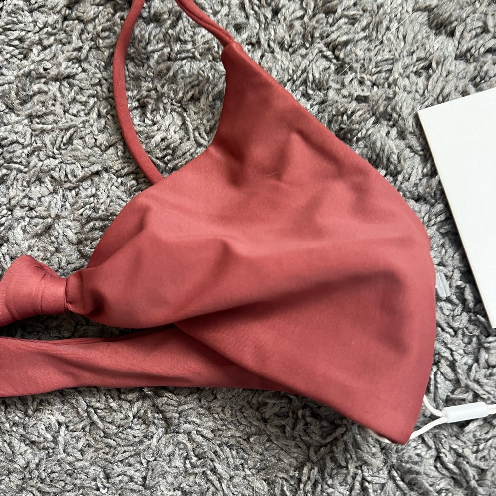 NWT Mikoh Kaloko 2 Bikini Top - Picture 2 of 5